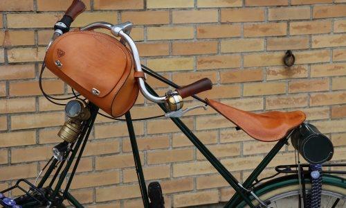 The 8 Best Bike Handlebar Bags: Reviews & Buying Tips