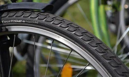 Top 5 Best Gravel Tires: Reviews & Buying Guide