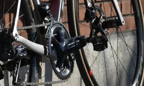 Shimano vs Campagnolo: Which Brand Has Better Components?
