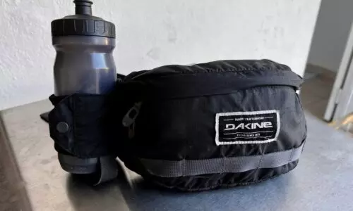 Dakine Hot Laps 2L Review: The Ideal Hip Bag for Every Cyclist